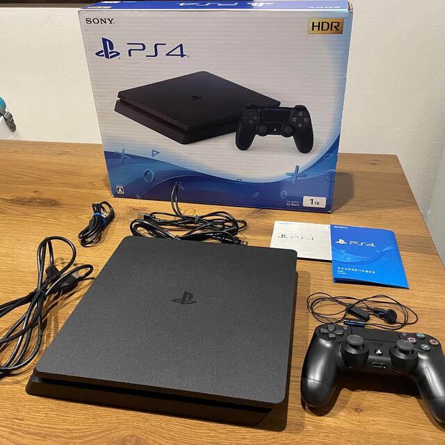 ps4 本体 1TB　CUH-2200B