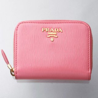 プラダ(PRADA)のK3101M プラダ ロゴ文字金具 本革 ラウンドF カード コインケース(コインケース)