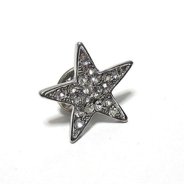 ラペルピン★ピンズ　スター　星　シルバー　20x20mm　pin-0725 メンズのアクセサリー(その他)の商品写真