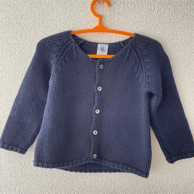 PETIT BATEAU(プチバトー)のプチバトー　ウール100% カーディガン キッズ/ベビー/マタニティのベビー服(~85cm)(カーディガン/ボレロ)の商品写真