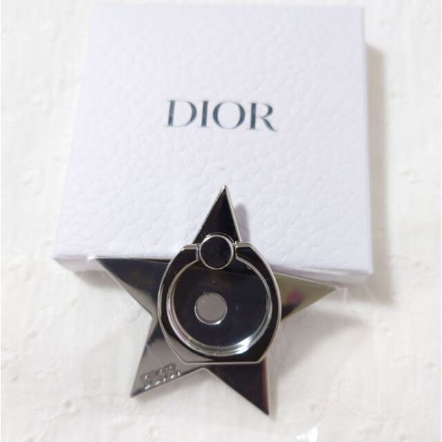 Dior(ディオール)の【Dior】ディオール★スマホリング☆ノベルティ スマホ/家電/カメラのスマホアクセサリー(その他)の商品写真