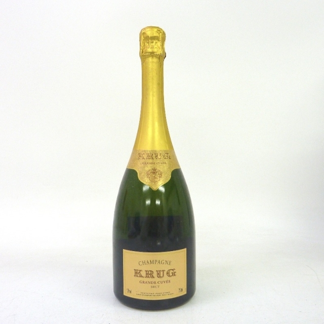 Krug(クリュッグ)の未開封★KRUG【クリュッグ】 グランキュベ ブリュット 750ml 箱なし【中古】 食品/飲料/酒の酒(シャンパン/スパークリングワイン)の商品写真