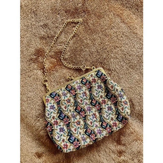 ヴィンテージバッグ 1950年代 刺繍が美しい ポシェットにもなります
