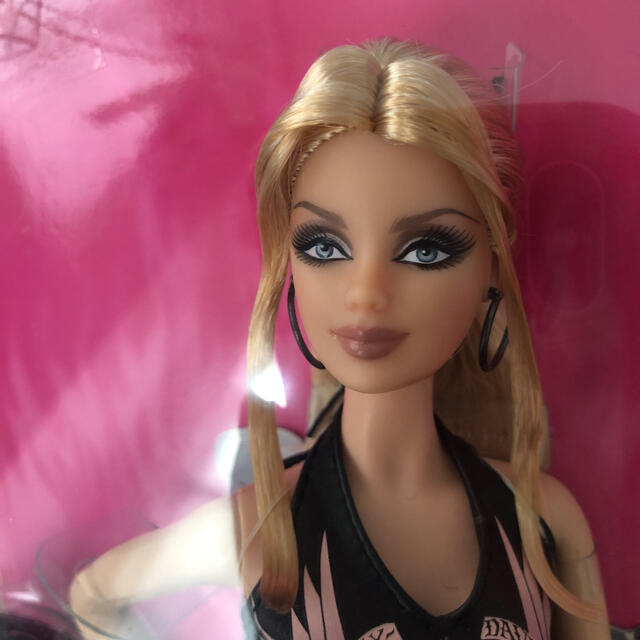 【セール】 Barbie 2008年バービーBarbieハーレーHARLEYタトゥー限定 - 人形