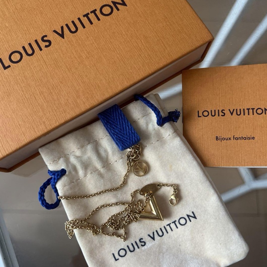 LOUIS VUITTON(ルイヴィトン)のルイヴィトン　ネックレス　LOUISVUITTON レディースのアクセサリー(ネックレス)の商品写真