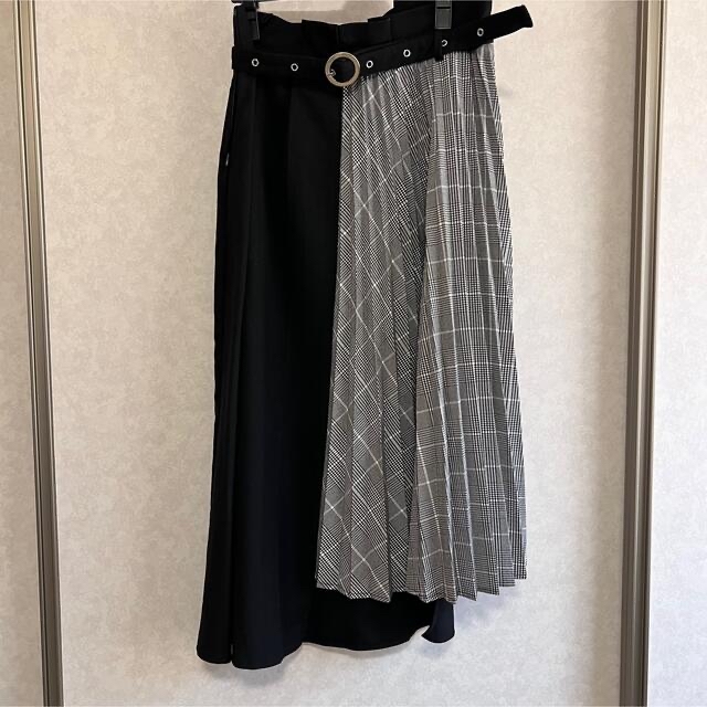 Bershka(ベルシュカ)のBershka スカート レディースのスカート(ロングスカート)の商品写真