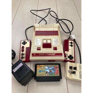 ファミリーコンピュータ(ファミリーコンピュータ)のファミリーコンピュータ本体　当時のまま純正ファミコン！付属品全て有り！魔界村(家庭用ゲーム機本体)