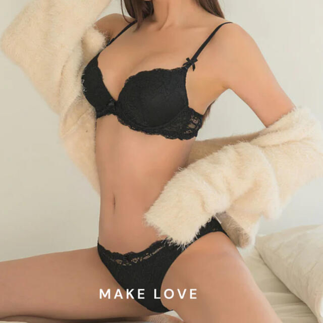 MAKE LOVE ブラショーツセット レディースの下着/アンダーウェア(ブラ&ショーツセット)の商品写真