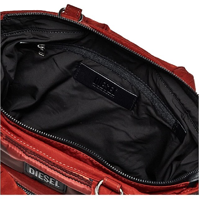 DIESEL(ディーゼル)の【新品未使用】 DIESEL ディーゼル ハンドバッグ レッド系 カモフラ レディースのバッグ(ハンドバッグ)の商品写真