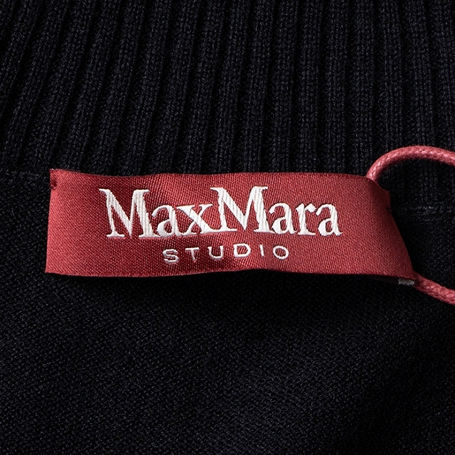 Max Mara(マックスマーラ)のMAX MARA STUDIO SILVER ハイネック ニット レディースのトップス(ニット/セーター)の商品写真