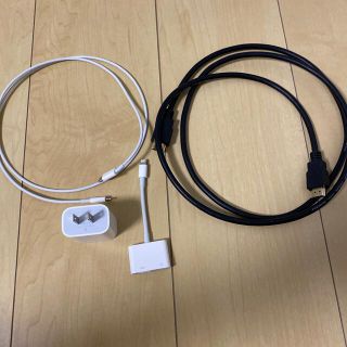 アップル(Apple)のApple Lightning to VGA Adapter セット(映像用ケーブル)