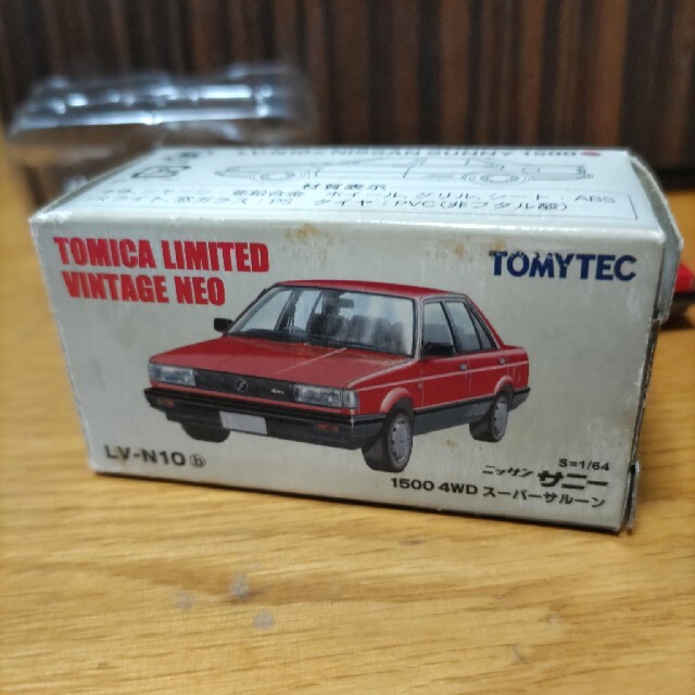 TOMMY(トミー)のトミカ　リミテッドヴィンテージネオ　日産サニー エンタメ/ホビーのおもちゃ/ぬいぐるみ(ミニカー)の商品写真