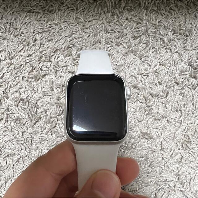 Apple Watch(アップルウォッチ)のApple Watch SE GPSモデル 40mm MYDM2J/A ホワイト メンズの時計(腕時計(デジタル))の商品写真