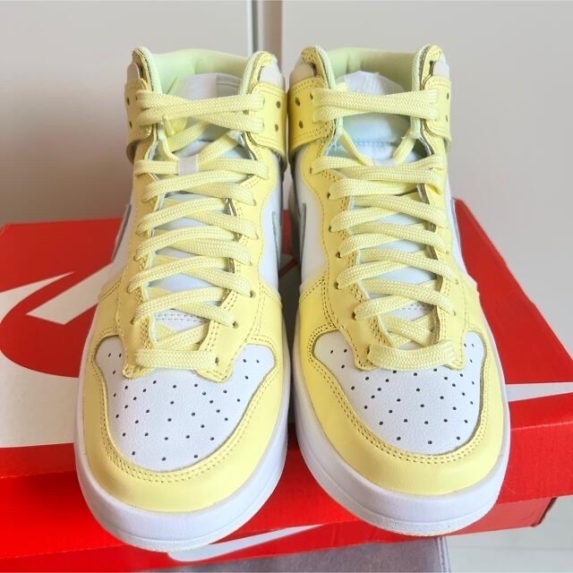 NIKE(ナイキ)のNIKE WMNS DUNK HIGH UP “Lemon Yellow” レディースの靴/シューズ(スニーカー)の商品写真