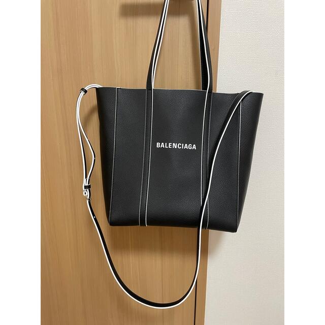 BALENCIAGA BAG(バレンシアガバッグ)のバレンシアガ　エブリデイトートバッグ レディースのバッグ(トートバッグ)の商品写真