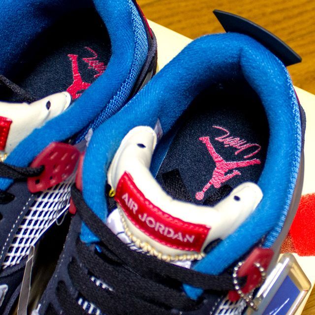 NIKE(ナイキ)の28.5cm UNION × NIKE AIR JORDAN 4 即日発送可 メンズの靴/シューズ(スニーカー)の商品写真