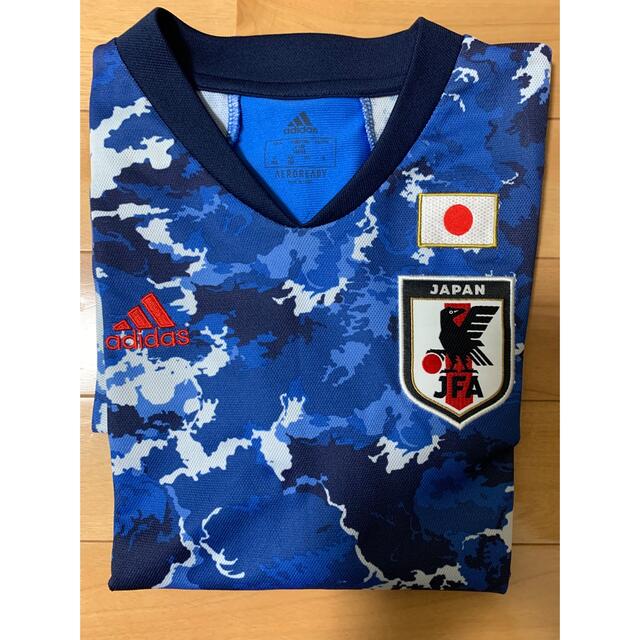 adidas(アディダス)のサッカー日本代表ユニフォーム　キッズ150センチ スポーツ/アウトドアのサッカー/フットサル(ウェア)の商品写真