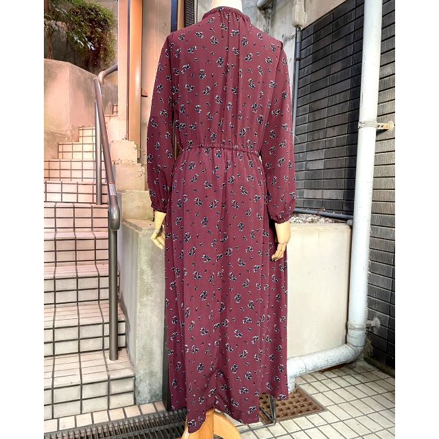 chocol raffine robe(ショコラフィネローブ)の美品!上品な自然さ◎ﾎﾞﾙﾄﾞｰX小花柄【ｼｮｺﾗﾌｨﾈ】ﾛﾝｸﾞﾜﾝﾋﾟ送料込 レディースのワンピース(ロングワンピース/マキシワンピース)の商品写真