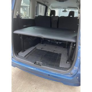 ニッサン(日産)のセレナC27 専用　ベッドキッド　美品(車内アクセサリ)