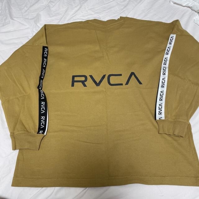 RVCA(ルーカ)のRVCA  ロンT  美品です レディースのトップス(Tシャツ(長袖/七分))の商品写真