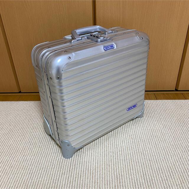 人気メーカー・ブランド RIMOWA - 廃版希少☆人気☆青ロゴ☆リモワ