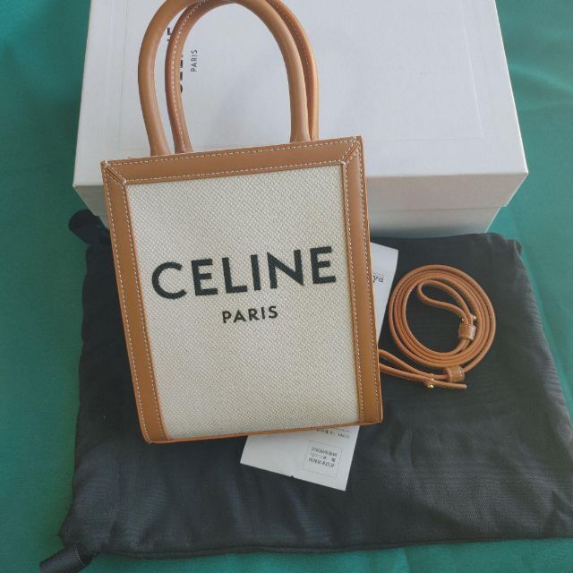 新作人気モデル CELINE - celine セリーヌ2way ショダーバッグ バーティカルカバ ミニ ハンドバッグ