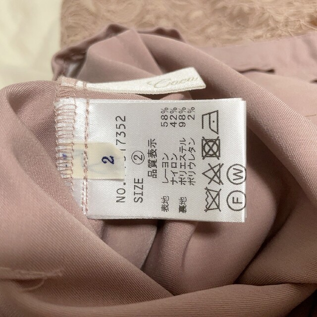 COCO DEAL(ココディール)のココディール  スカート　膝丈スカート　レース　ピンク　韓国風　人気　美品　膝丈 レディースのスカート(ひざ丈スカート)の商品写真