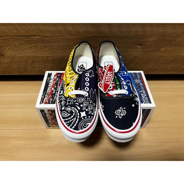 VANS(ヴァンズ)のVans Vault OG Authentic LX メンズの靴/シューズ(スニーカー)の商品写真