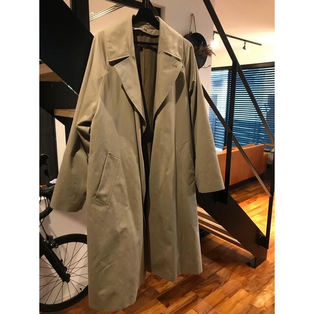 100%安い COMOLI - コモリ タイロッケンコート 21aw comoli トレンチ
