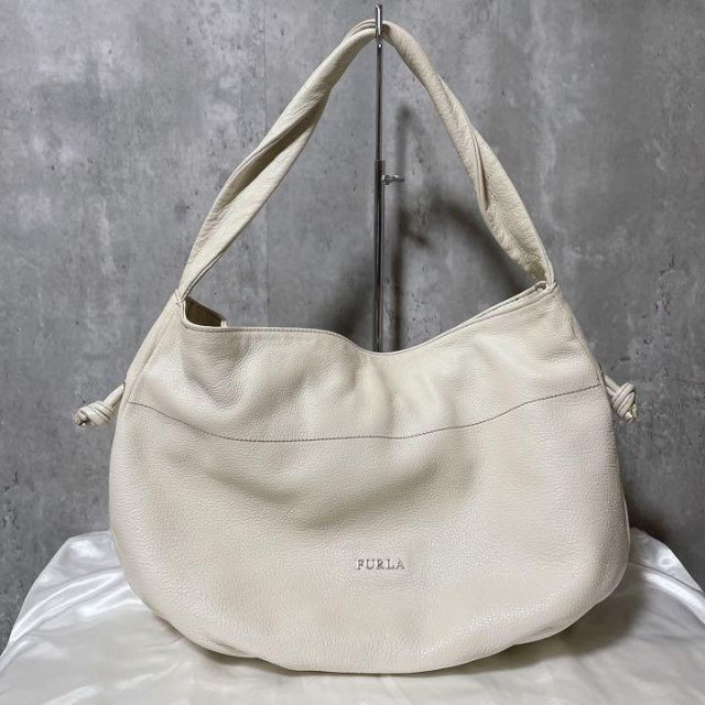 FURLA パイパーMダイノ旧型