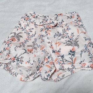 ベビーギャップ(babyGAP)の新品　GAP　トロピカル花柄短パン100cm(パンツ/スパッツ)