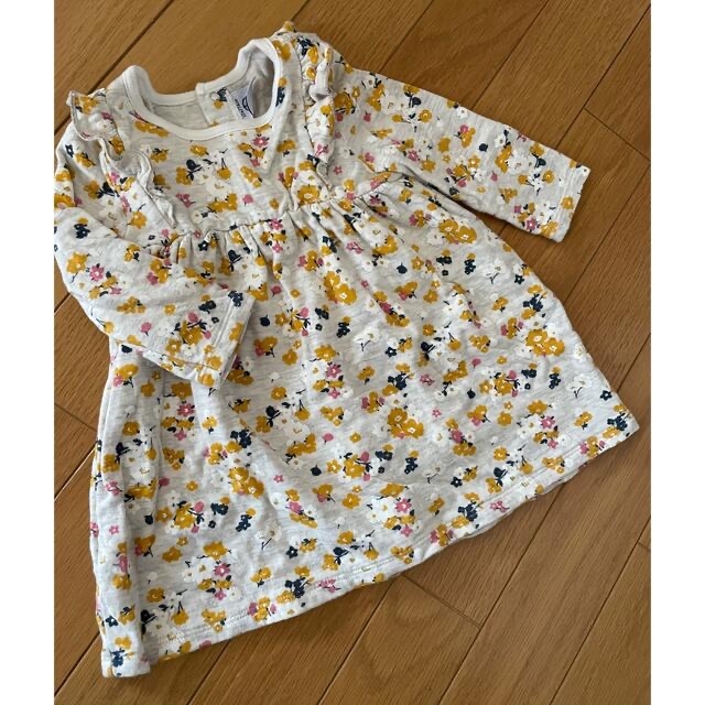 PETIT BATEAU(プチバトー)のプチバトー　花柄ワンピース　12m/74cm キッズ/ベビー/マタニティのベビー服(~85cm)(ワンピース)の商品写真