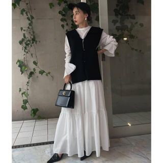 アメリヴィンテージ(Ameri VINTAGE)の出品最終日⭐︎COLLAR KNIT VEST WITH DRESS(ロングワンピース/マキシワンピース)