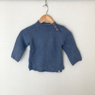 ザラキッズ(ZARA KIDS)のzarababy 長袖ニット　青　肩ボタン　80(トレーナー)