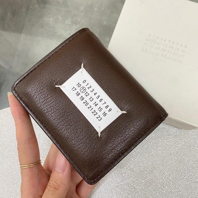 Maison Margiela 折り財布 カレンダー ラウンドジップ グレー