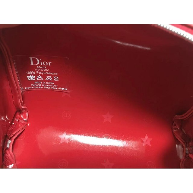 Dior(ディオール)のDIOR 新品 未使用 コスメ化粧ポーチ ノベルティポーチ レディースのファッション小物(ポーチ)の商品写真