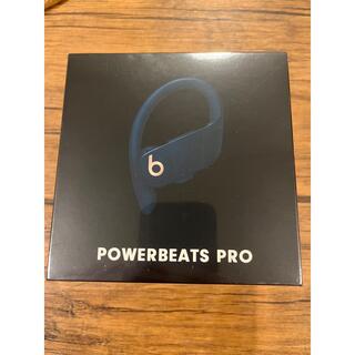 ビーツ(Beats)のパワービーツプロ　POWERBEATS PRO ネイビー　ワイヤレスイヤホン(ヘッドフォン/イヤフォン)