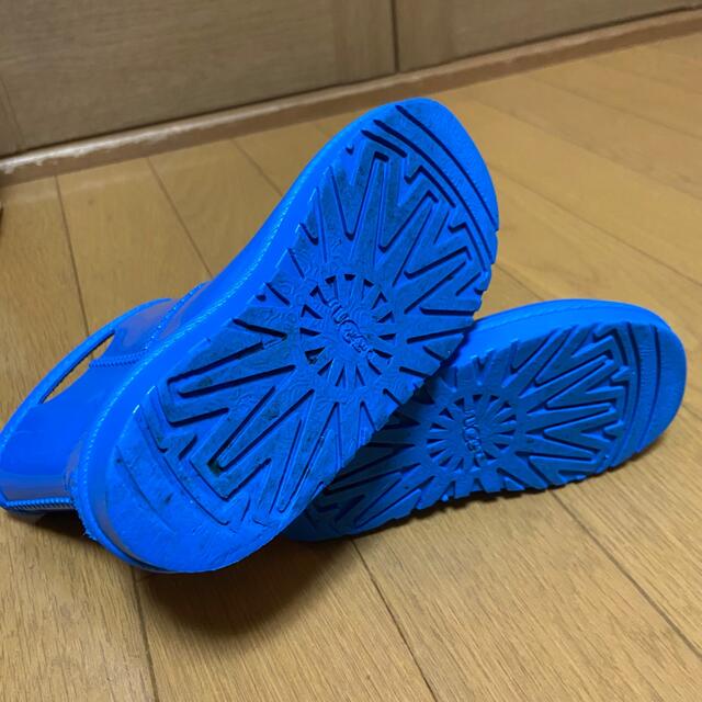 UGG(アグ)のUGG レインブーツ　長靴　子供　キッズ キッズ/ベビー/マタニティのキッズ靴/シューズ(15cm~)(長靴/レインシューズ)の商品写真