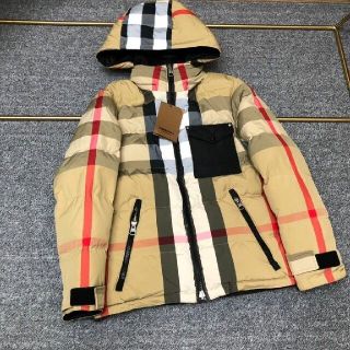バーバリー(BURBERRY) ダウンジャケット(メンズ)の通販 200点以上 通販激安で人気 バーバリー フーディーダウンジャケット ノバチェック メンズXLサイズ ダウンジャケット