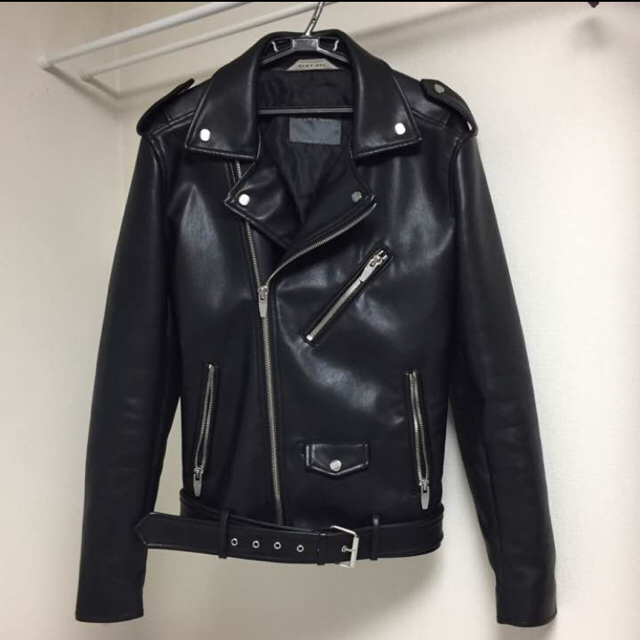 ZARA - ZARA 2015aw サンローラン型 ライダースの通販 by あかさたな's