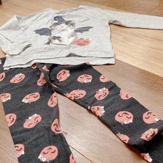 エイチアンドエイチ(H&H)のハロウィンロンTとズボンセットスウェットパジャマH&M Tシャツ(Tシャツ/カットソー)