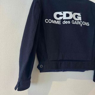 コムデギャルソン(COMME des GARCONS)のコムデギャルソンGood design Shop バックプリントミリタリーJk(ミリタリージャケット)