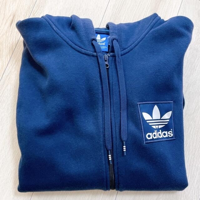 adidas(アディダス)の専用ページ！adidas originals パーカー　Lサイズ メンズのトップス(パーカー)の商品写真