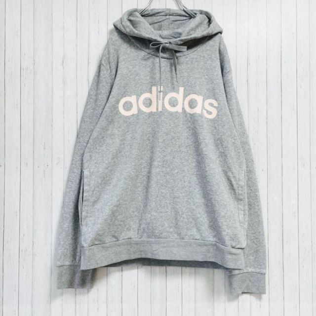 adidas(アディダス)のadidas　アディダス　パーカー　スウェット プルオーバー　グレー　L. メンズのトップス(パーカー)の商品写真