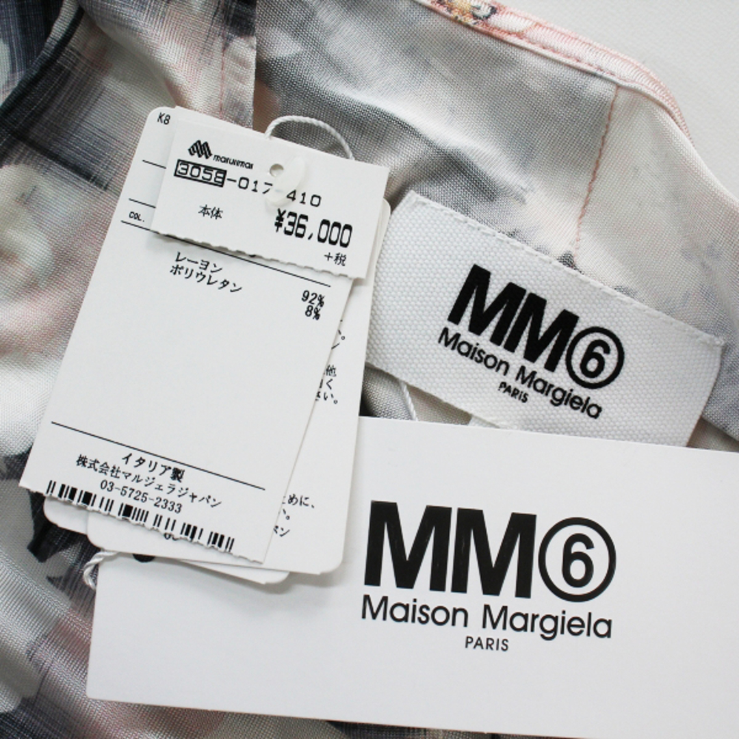 MM6(エムエムシックス)の未使用 MM6 Maison Margiela エムエムシックス メゾンマルジェラ フラワープリント フレアカットソー S/ピンク【2400013013970】 レディースのトップス(カットソー(長袖/七分))の商品写真