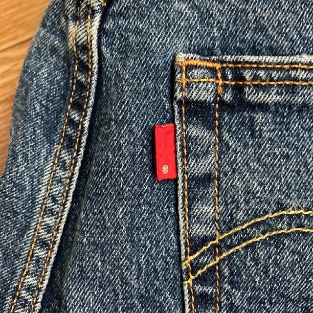 Levi's(リーバイス)のJOURNAL STANDARD別注【LEVI’S 501】 クロップドデニム レディースのパンツ(デニム/ジーンズ)の商品写真