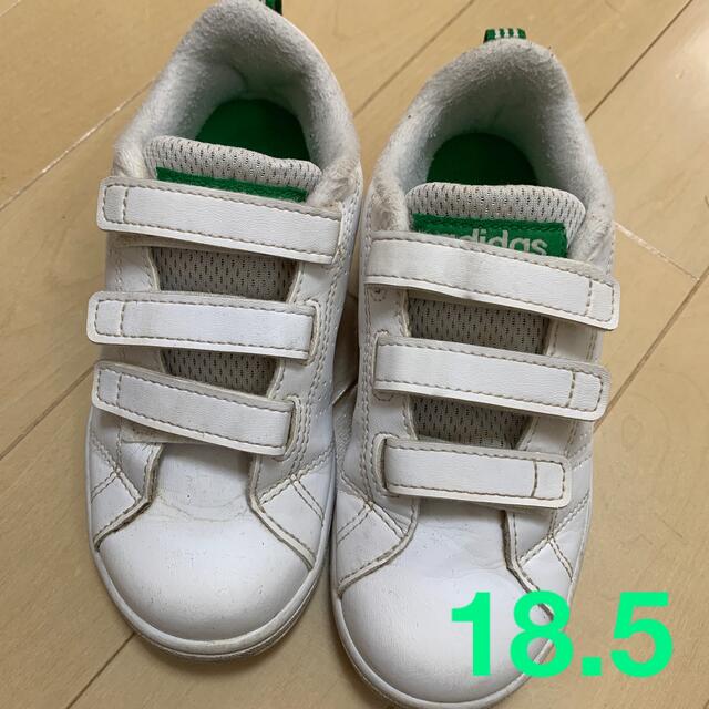 adidas(アディダス)の18.5☆adidasスニーカー キッズ/ベビー/マタニティのキッズ靴/シューズ(15cm~)(スニーカー)の商品写真