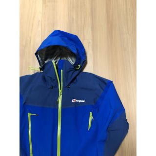 バーグハウス(berghaus)の【nakiyokaさん用】バーグハウス　チベッタシェルジャケット　海外サイズＳ(マウンテンパーカー)