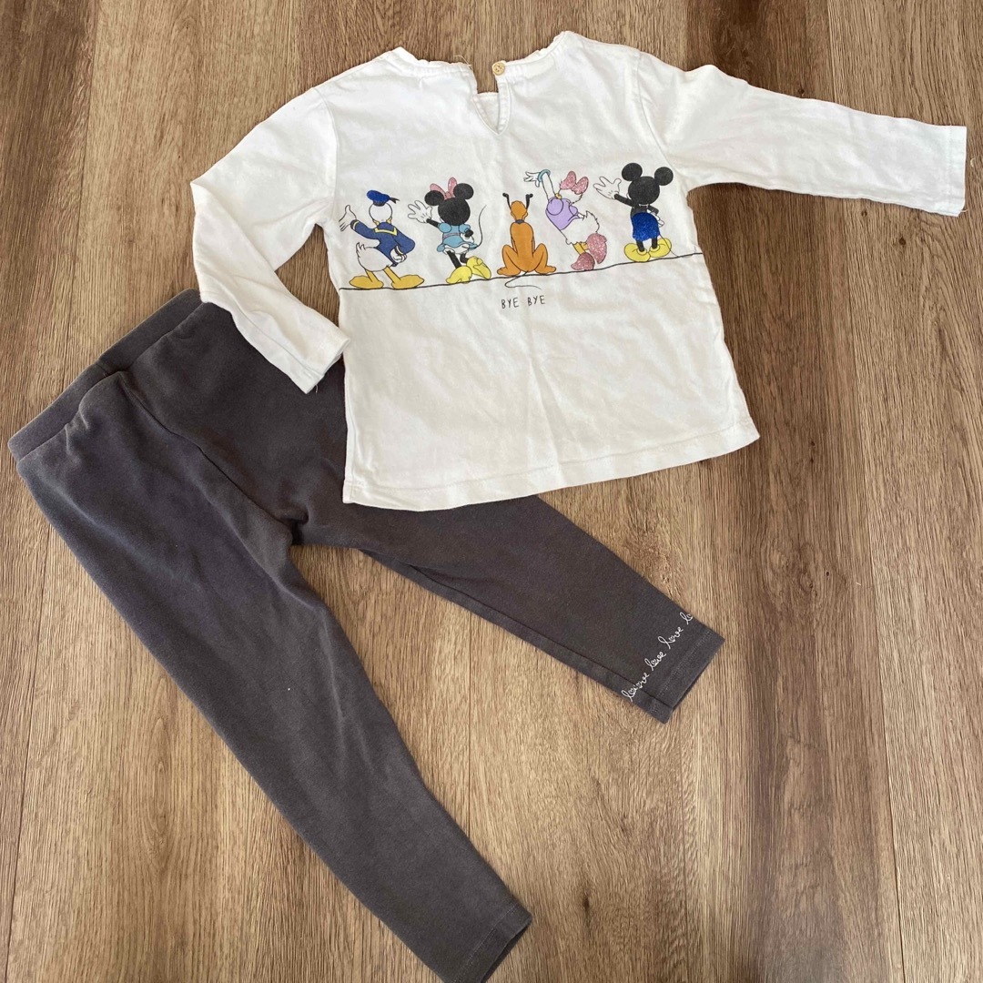 ZARA KIDS(ザラキッズ)のＺＡＲＡ　Disneyｂａｂｙザラ　ロンティレギンスミッキーフレンズ　104cm キッズ/ベビー/マタニティのキッズ服男の子用(90cm~)(Tシャツ/カットソー)の商品写真