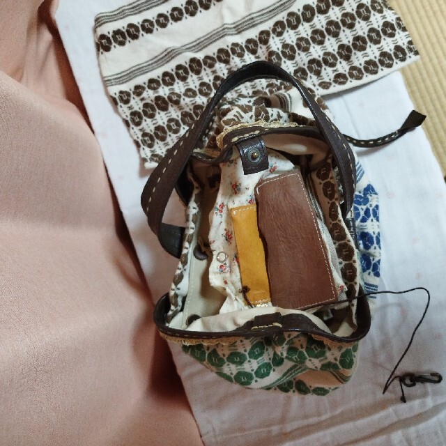 mina perhonen(ミナペルホネン)の11月13日12時まで限定価格　Ebagosバッグ レディースのバッグ(かごバッグ/ストローバッグ)の商品写真
